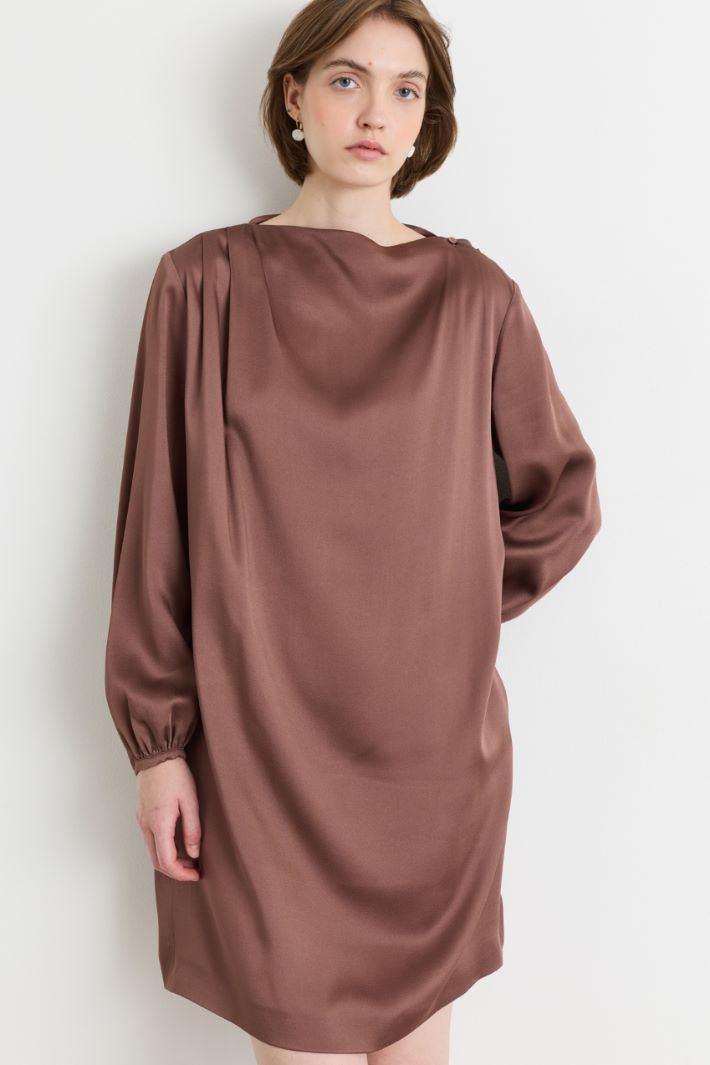 Lustrous crepe dress - BROWN - Intrend - 2