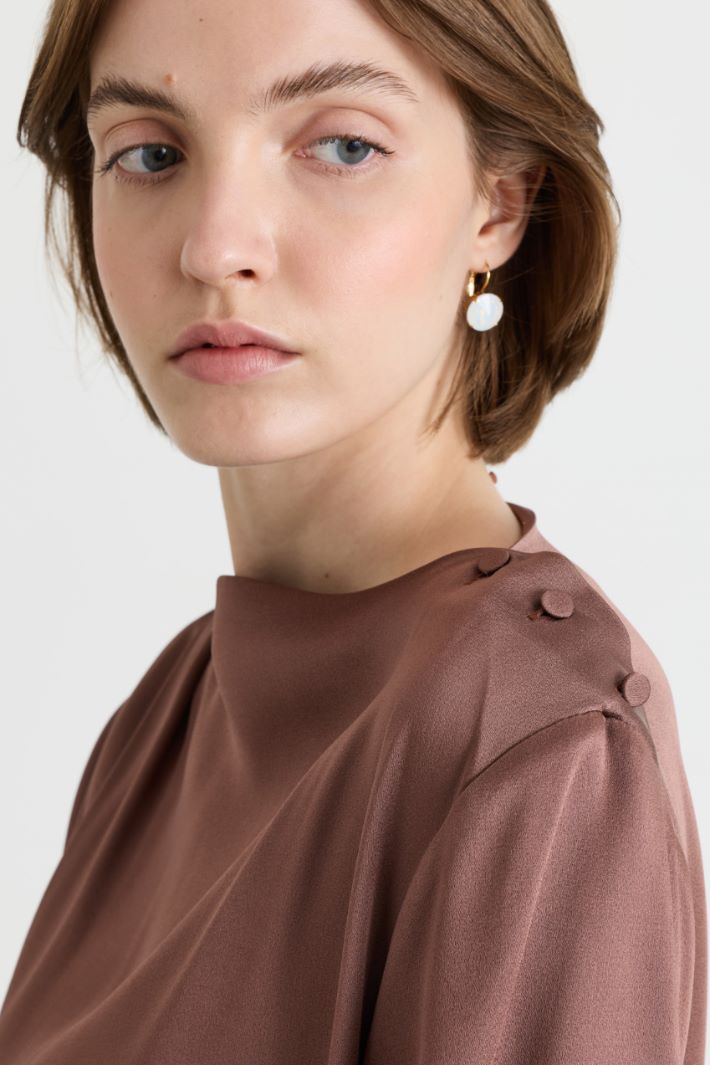 Lustrous crepe dress - BROWN - Intrend - 3