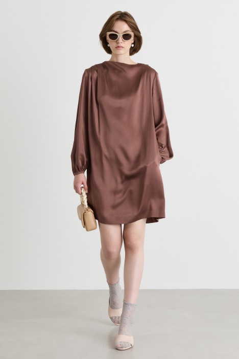Lustrous crepe dress - Intrend