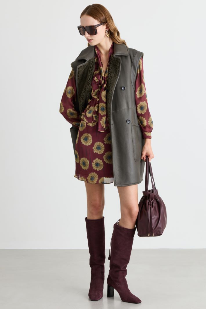 Ruffle-detail dress - BORDEAUX CAMEL - Intrend