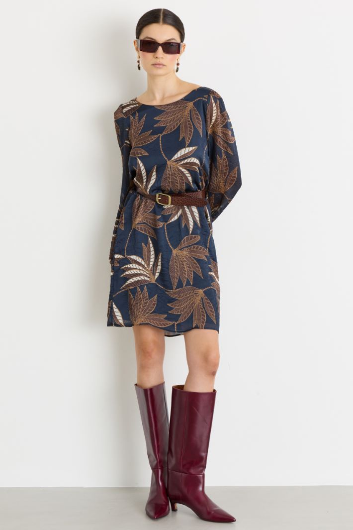 Straight satin dress - BROWN BLUE - Intrend