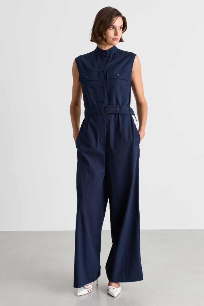 Gabardine jumpsuit with pockets - BLUE - Intrend - 2