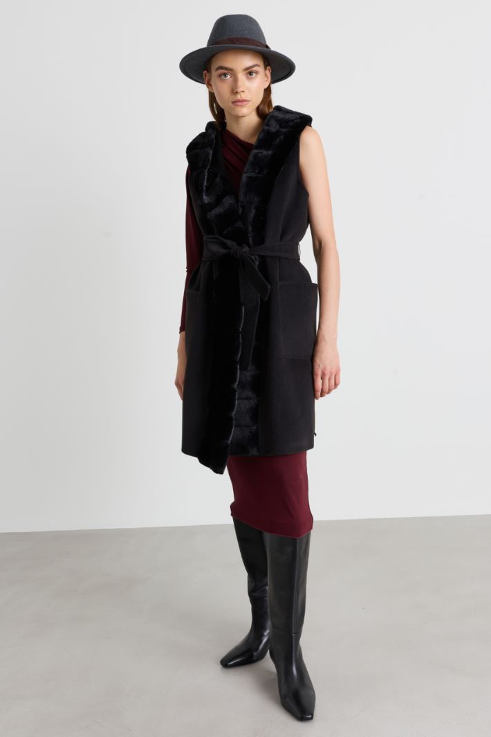 Belted Gilet - BLACK - Intrend - 2