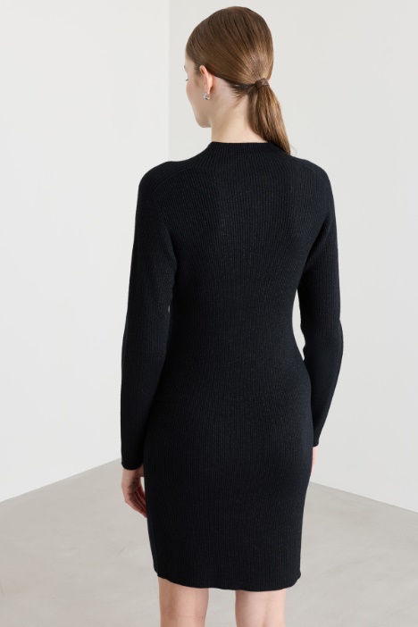 Abito corto in maglia di lana