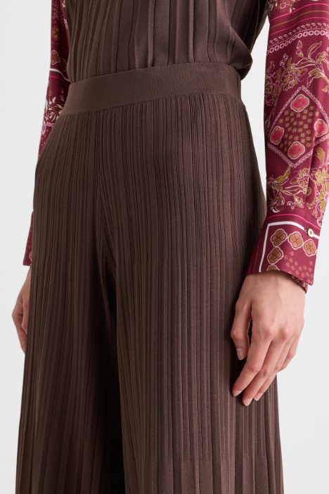Pantalone crop in maglia di viscosa
