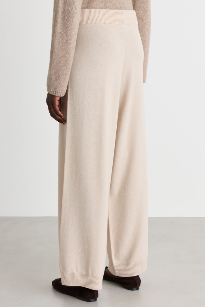 Knitted joggers - BEIGE - Intrend - 4