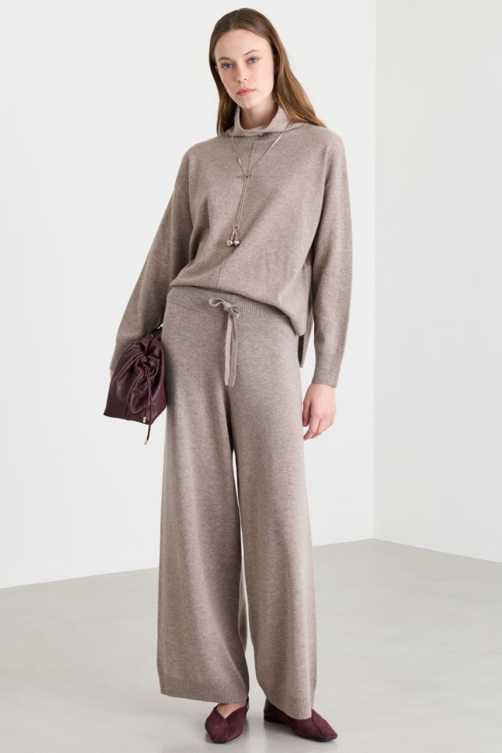 Knitted joggers - BEIGE - Intrend