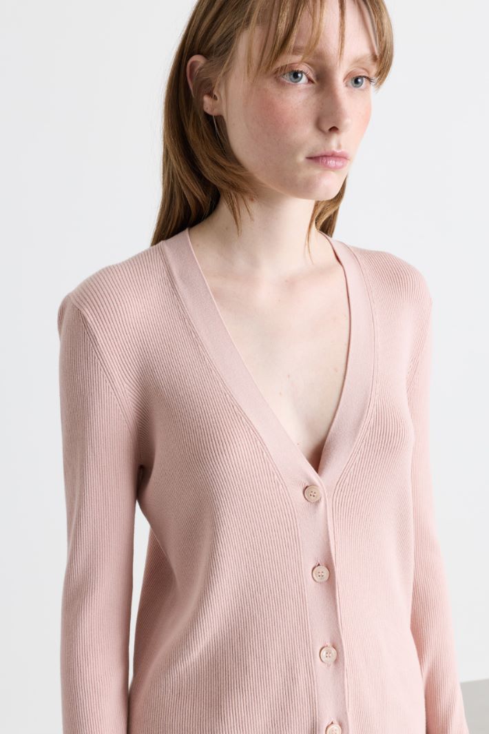 Cardigan mit V-Ausschnitt - ROSA - Intrend - 3
