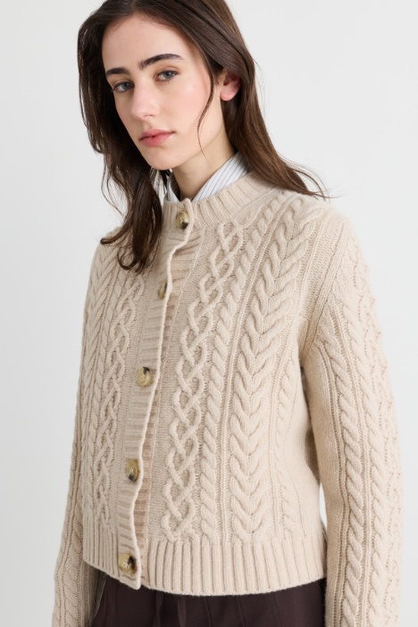 Cardigan in lana a trecce