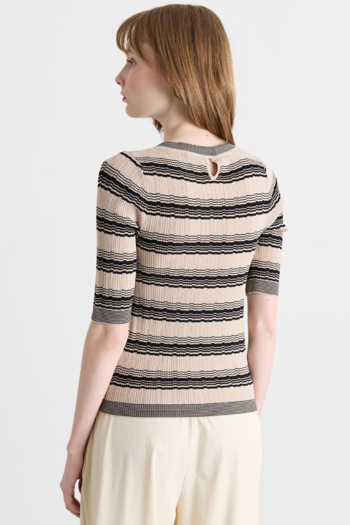 Haut ajusté en crêpe - BEIGE NOIR - Intrend - 4