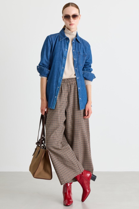 Rollkragenpullover aus Seiden-Woll-Mix - Intrend