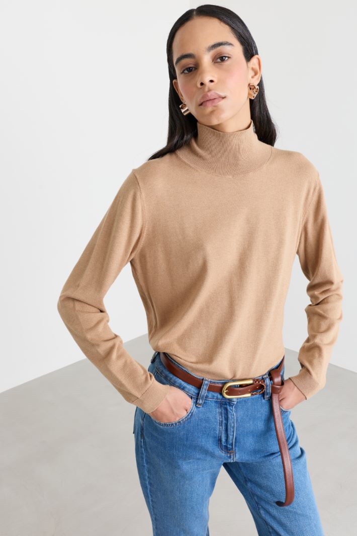 Silk and Wool Blend Roll-Neck Jumper - CAMEL - Intrend - 2