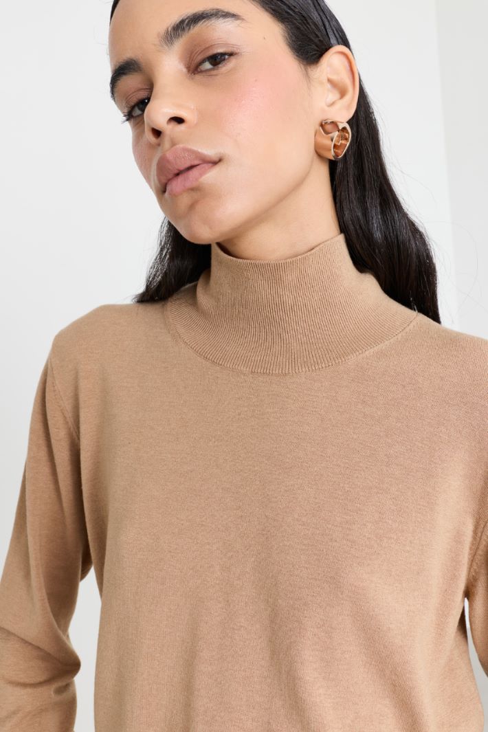 Silk and Wool Blend Roll-Neck Jumper - CAMEL - Intrend - 3