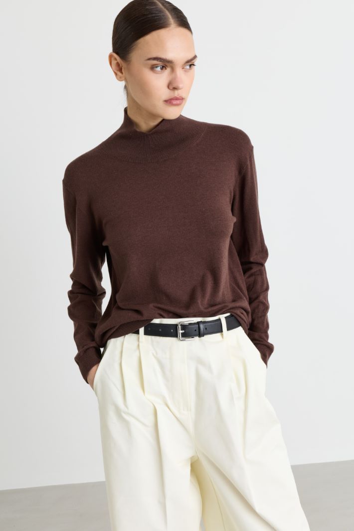 Silk and Wool Blend Roll-Neck Jumper - BROWN - Intrend - 2