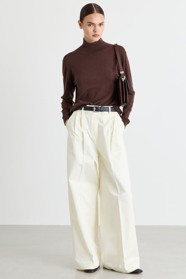 Silk and Wool Blend Roll-Neck Jumper - BROWN - Intrend