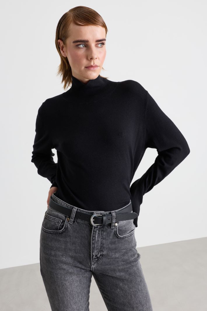 Silk and Wool Blend Roll-Neck Jumper - BLACK - Intrend - 2