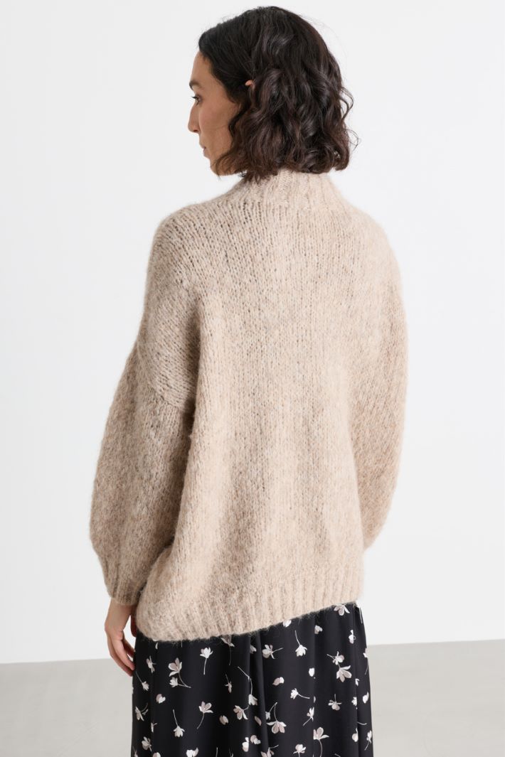 Maglia con scollo a costine - BEIGE - Intrend - 4