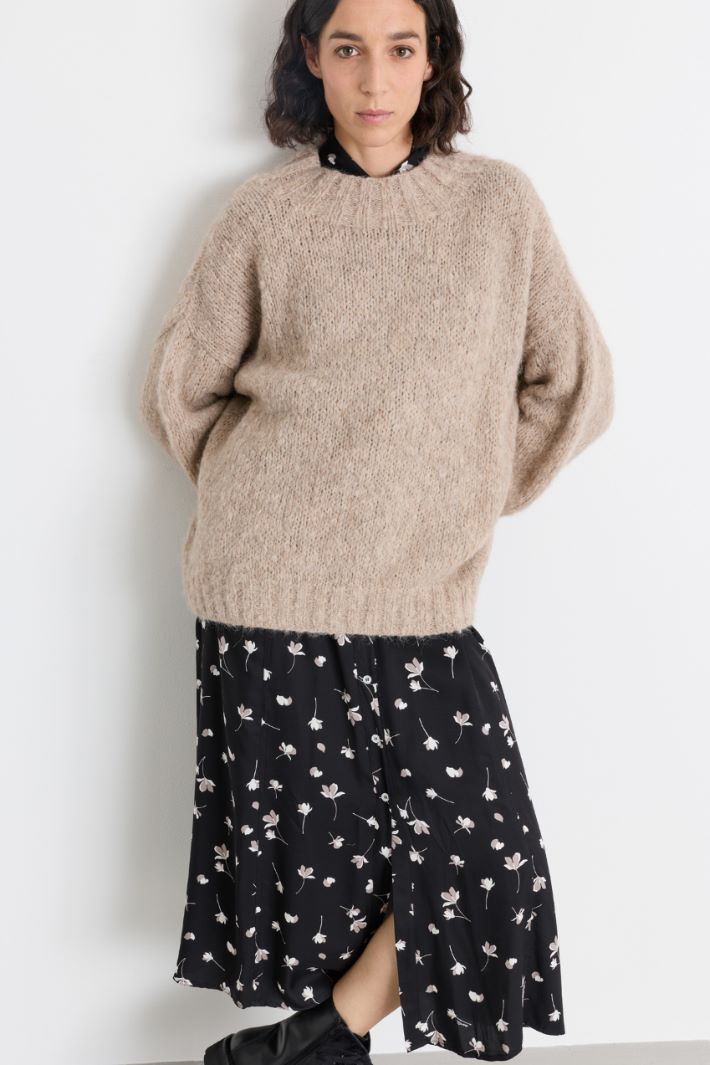 Maglia con scollo a costine - BEIGE - Intrend - 2