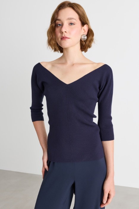 Kimono-sleeve knit top - Intrend