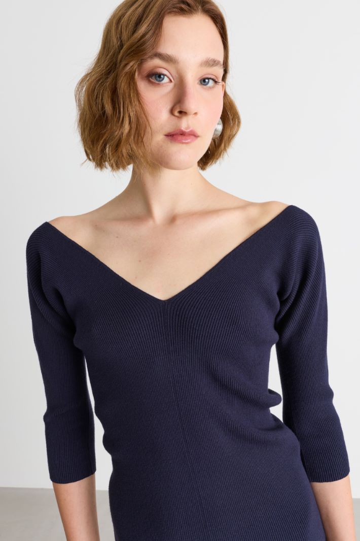 Maglia con ampio scollo a V  - BLU - Intrend - 3