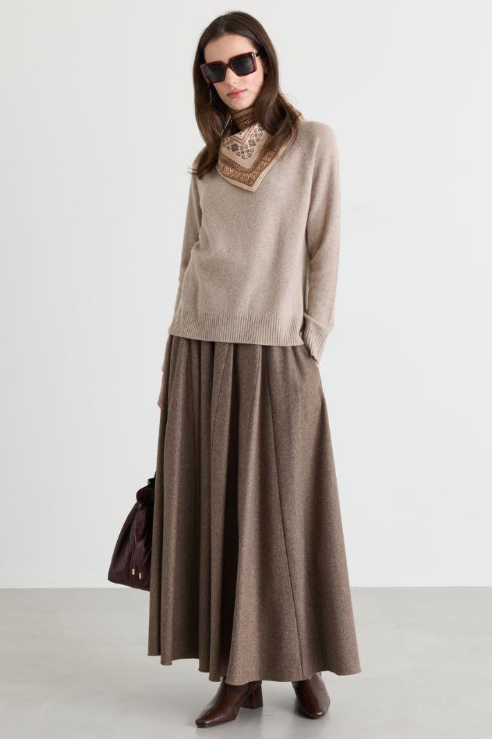 Pullover aus weichem Kaschmir mit Seitenschlitzen - BEIGE - Intrend