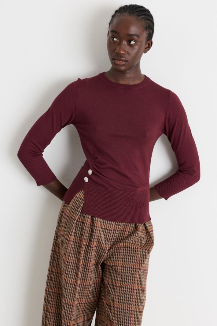 Maglia aderente con arricciatura - BORDEAUX - Intrend - 2