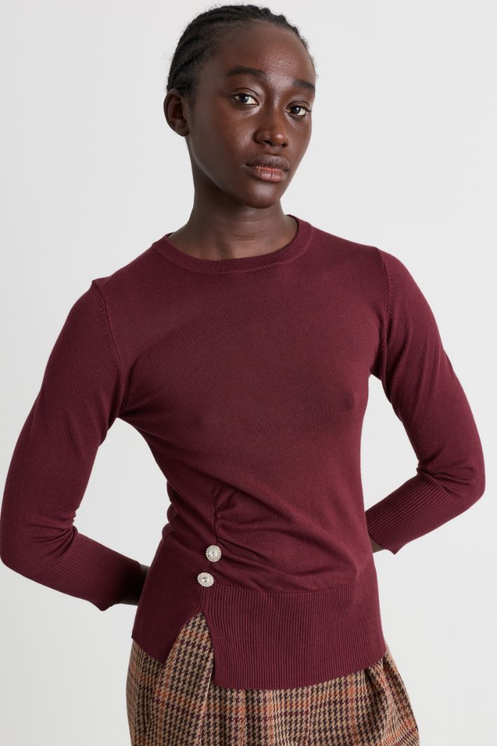 Maglia aderente con arricciatura - BORDEAUX - Intrend - 3