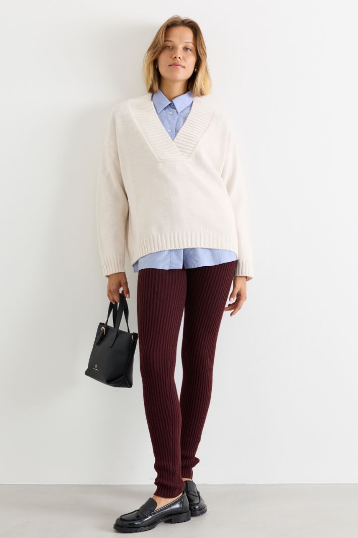 Oversized V-neck jumper - WHITE - Intrend