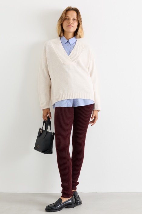Oversize-Pullover mit V-Ausschnitt - Intrend