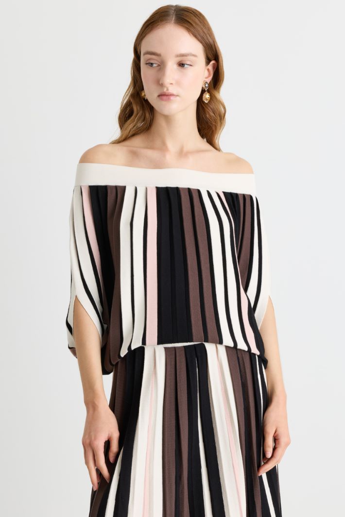 Maglia a pieghe plissè - NERO MARRONE BIANCO - Intrend - 2
