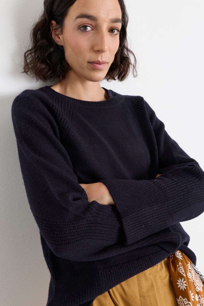 Jumper with side slits - BLUE - Intrend - 3