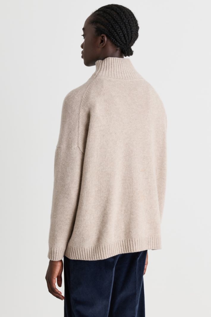 Roll-neck jumper - BEIGE - Intrend - 4