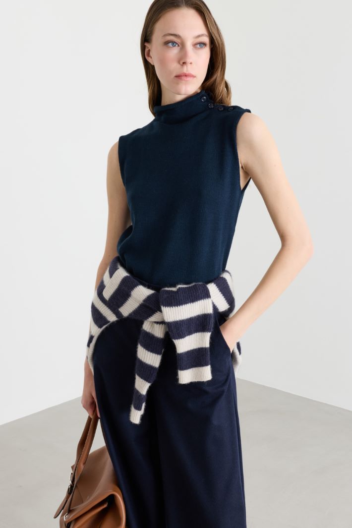 Sleeveless High-Neck Knit - BLUE - Intrend - 2