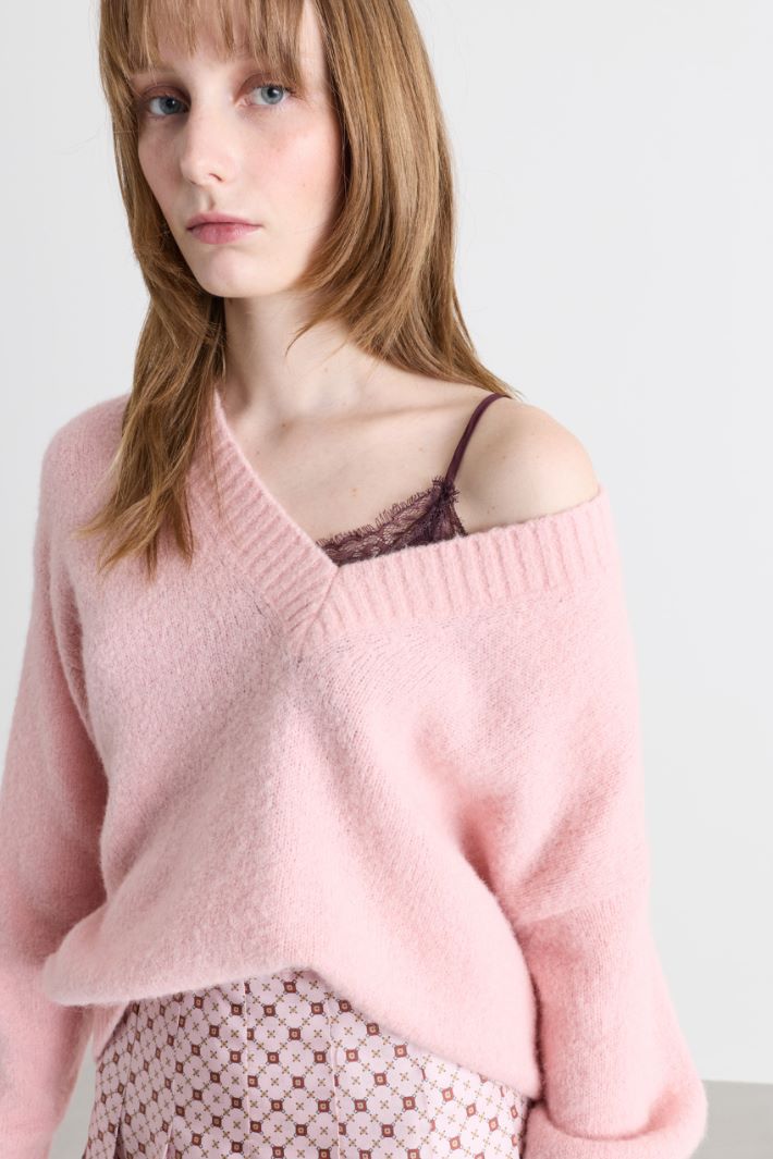 Pullover mit V-Ausschnitt - ROSA - Intrend - 3
