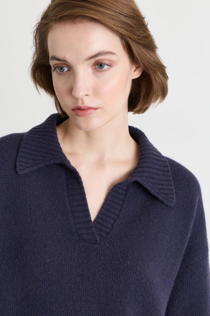 Maglia con scollo aperto a V - BLU - Intrend - 3
