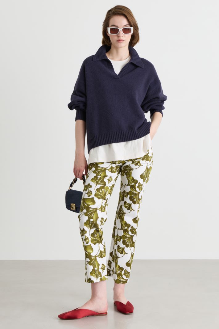 Maglia con scollo aperto a V - BLU - Intrend