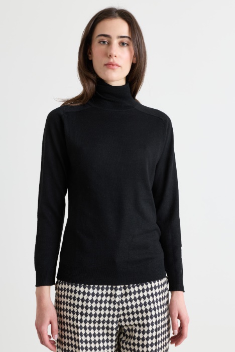 Slim-fit roll neck jumper - Intrend
