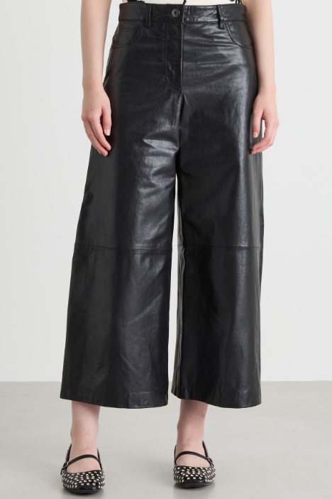 Pantalón de piel de corte ancho