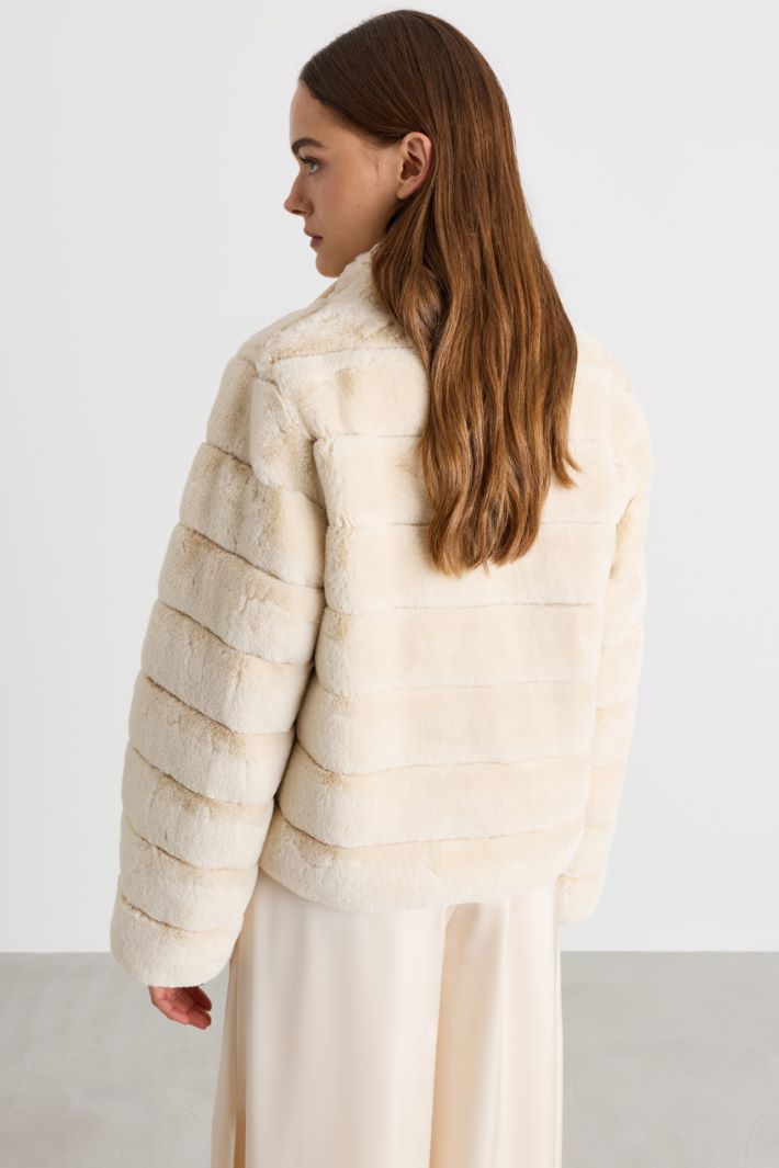 Flared jacket in a soft, warm fabric - WHITE - Intrend - 3