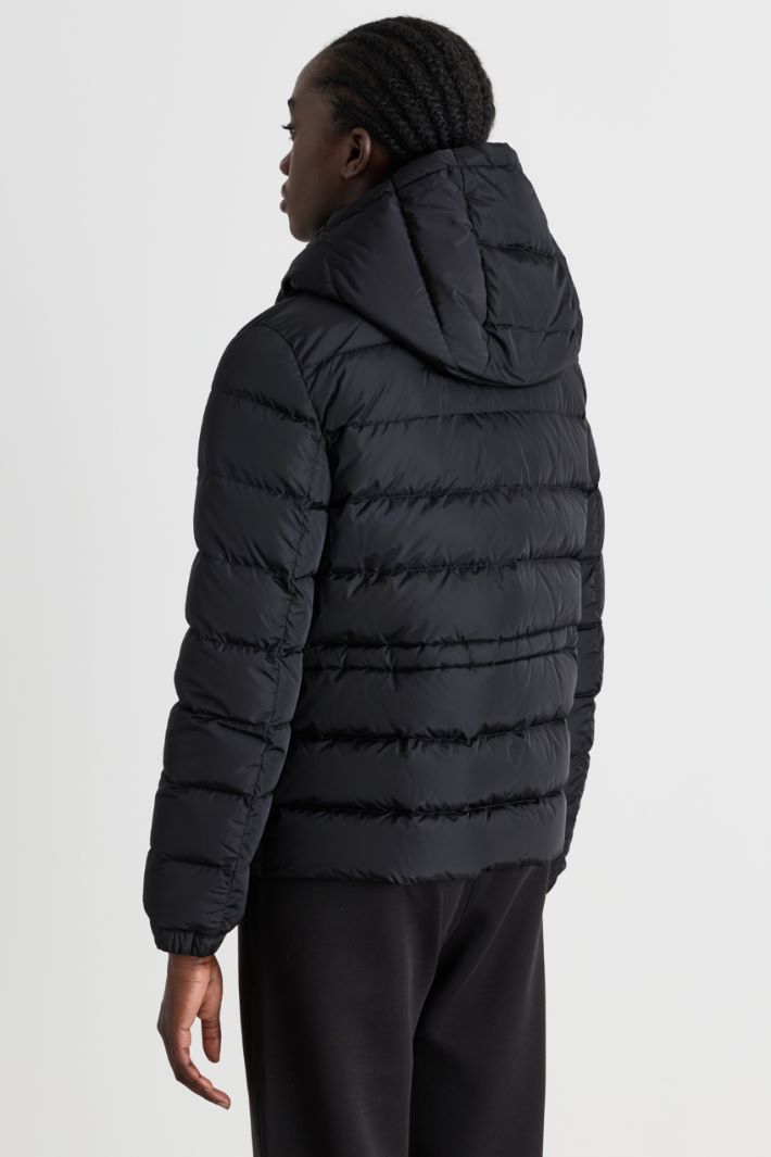 Short padded jacket in water-repellent taffeta - BLACK - Intrend - 4