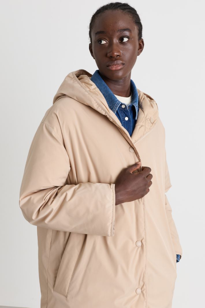 Reversible padded jacket in water-repellent twill - CAMEL - Intrend - 3