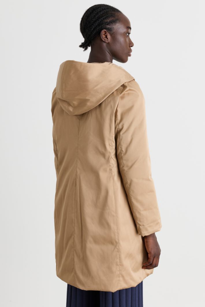 Reversible down jacket in water-repellent fabric - CAMEL - Intrend - 5
