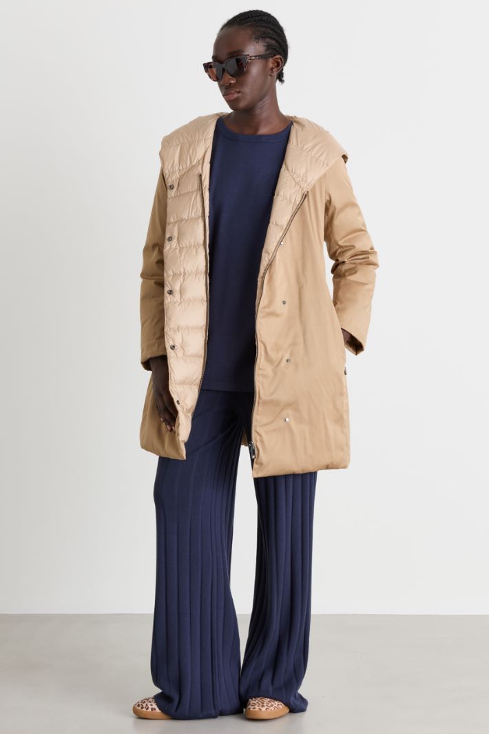 Reversible down jacket in water-repellent fabric - CAMEL - Intrend
