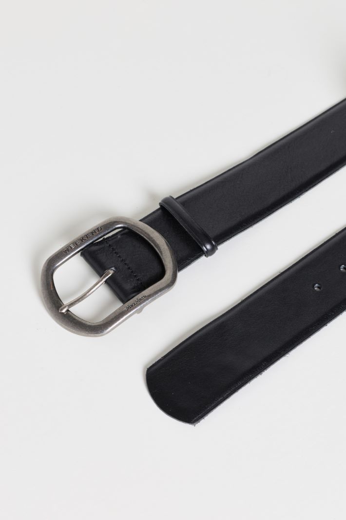 Wide Belt with Oval Buckle - BLACK - Intrend - 2