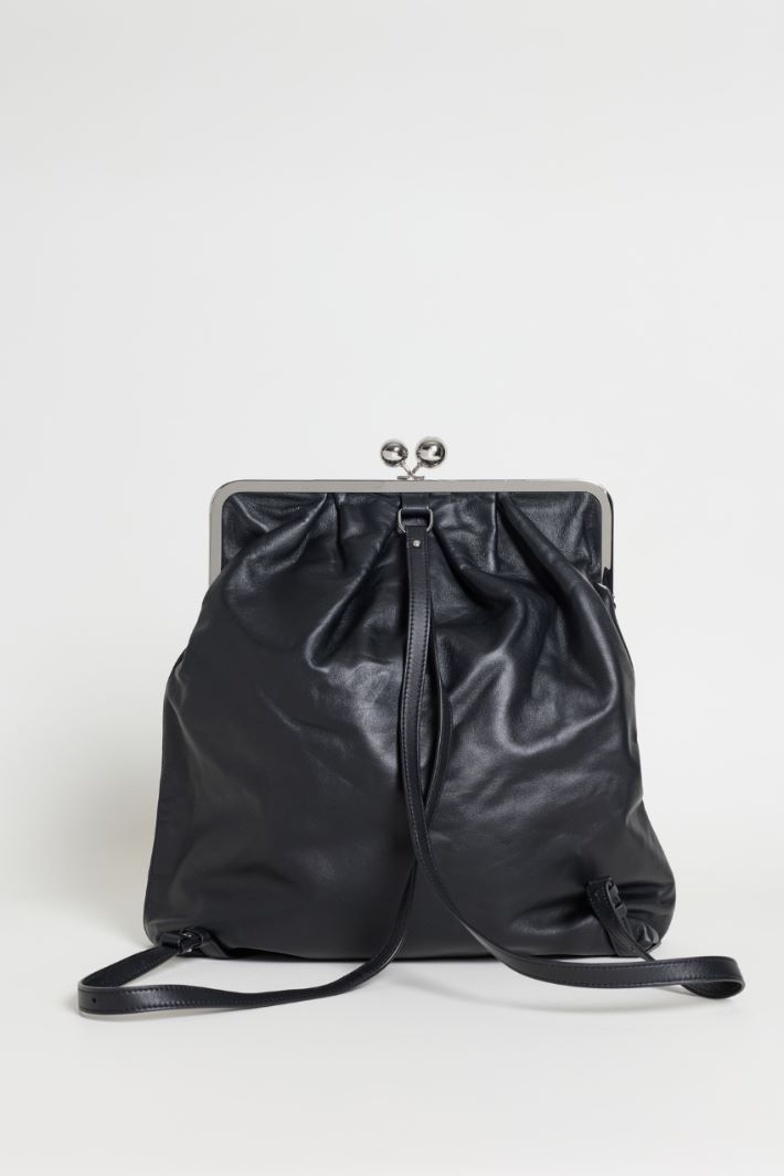 Leather Backpack - BLACK - Intrend - 3