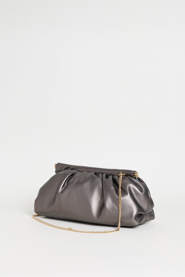 Oversized Coated Jersey Clutch - SILVER - Intrend - 2