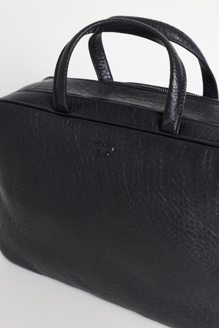 Tumbled Leather Bowling Bag - BLACK - Intrend - 4