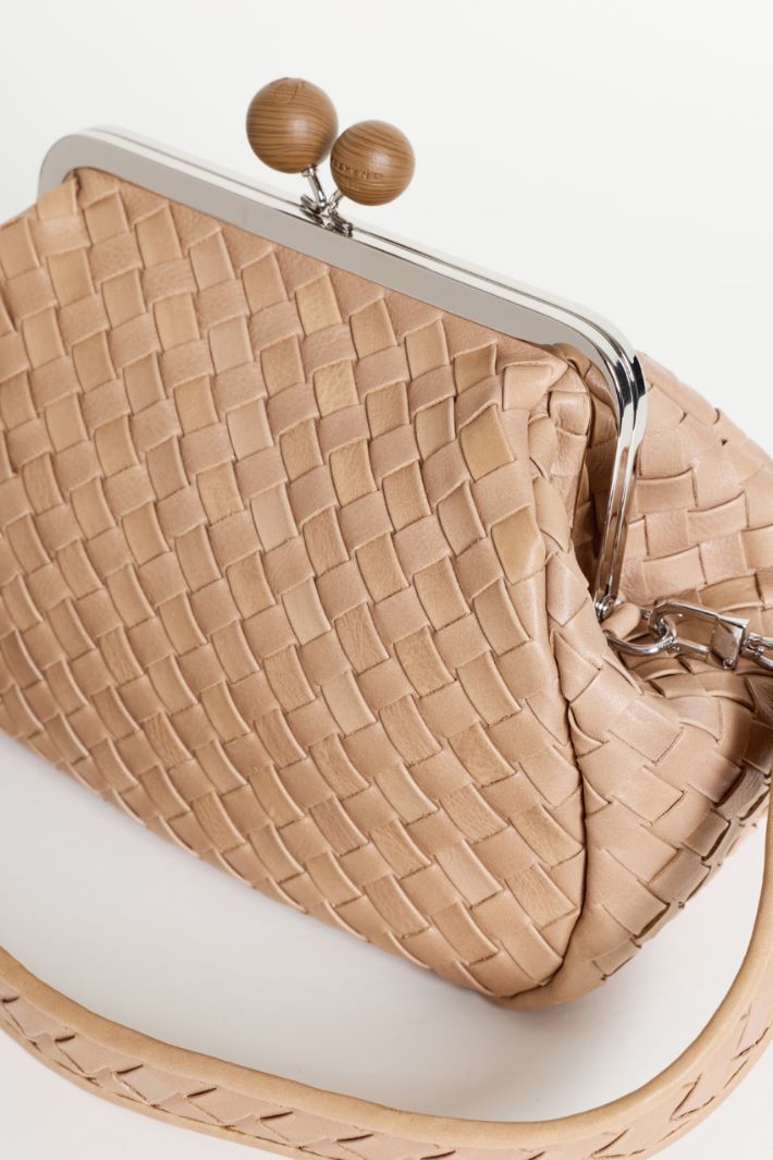 Geflochtene Lederclutch - KAMEL - Intrend - 4
