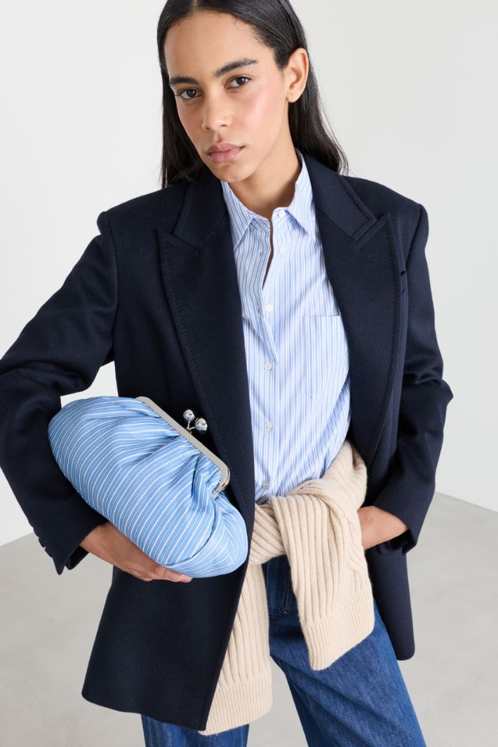 Leather Clutch - LIGHT BLUE - Intrend - 5