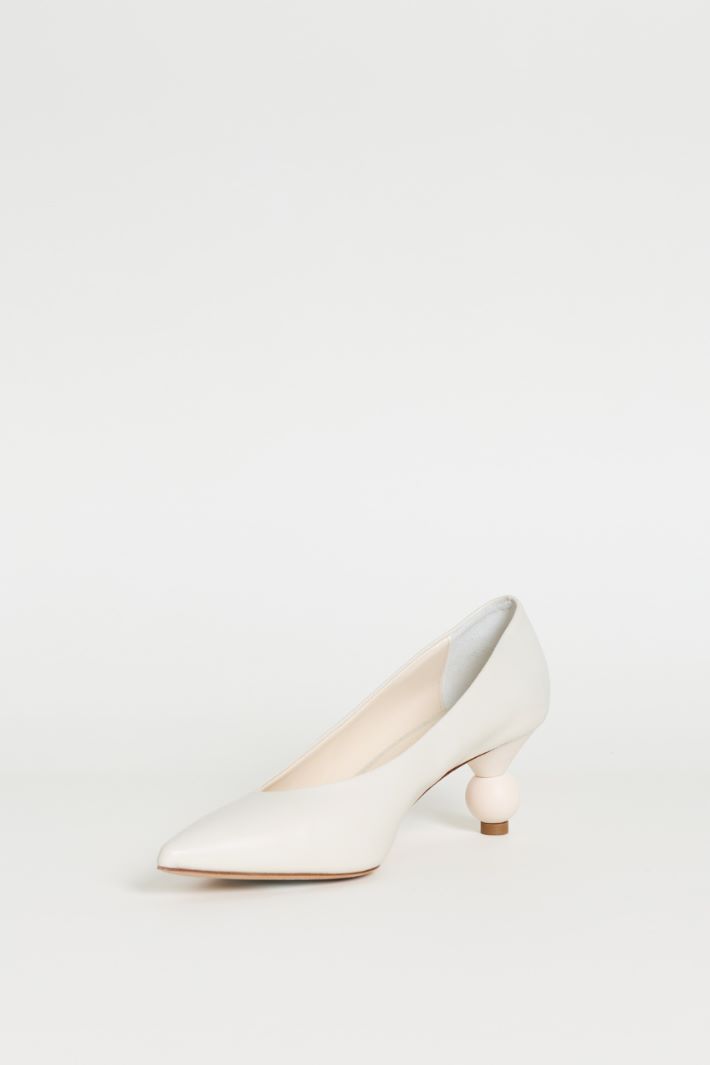 Boule Heel Court Shoes - WHITE - Intrend - 3